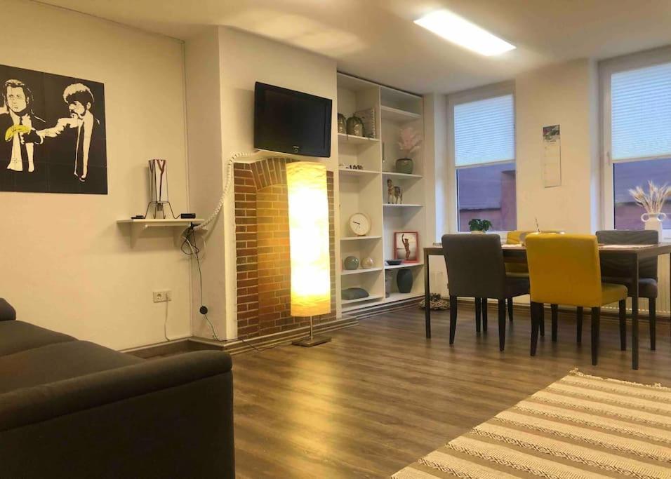 Appartamento Studio Emdecker Am Delft Emden Esterno foto