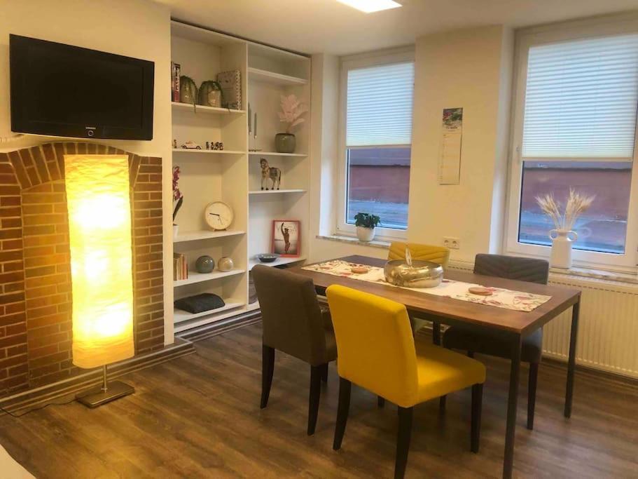 Appartamento Studio Emdecker Am Delft Emden Esterno foto
