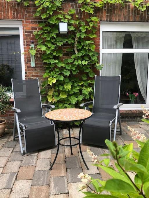 Appartamento Studio Emdecker Am Delft Emden Esterno foto